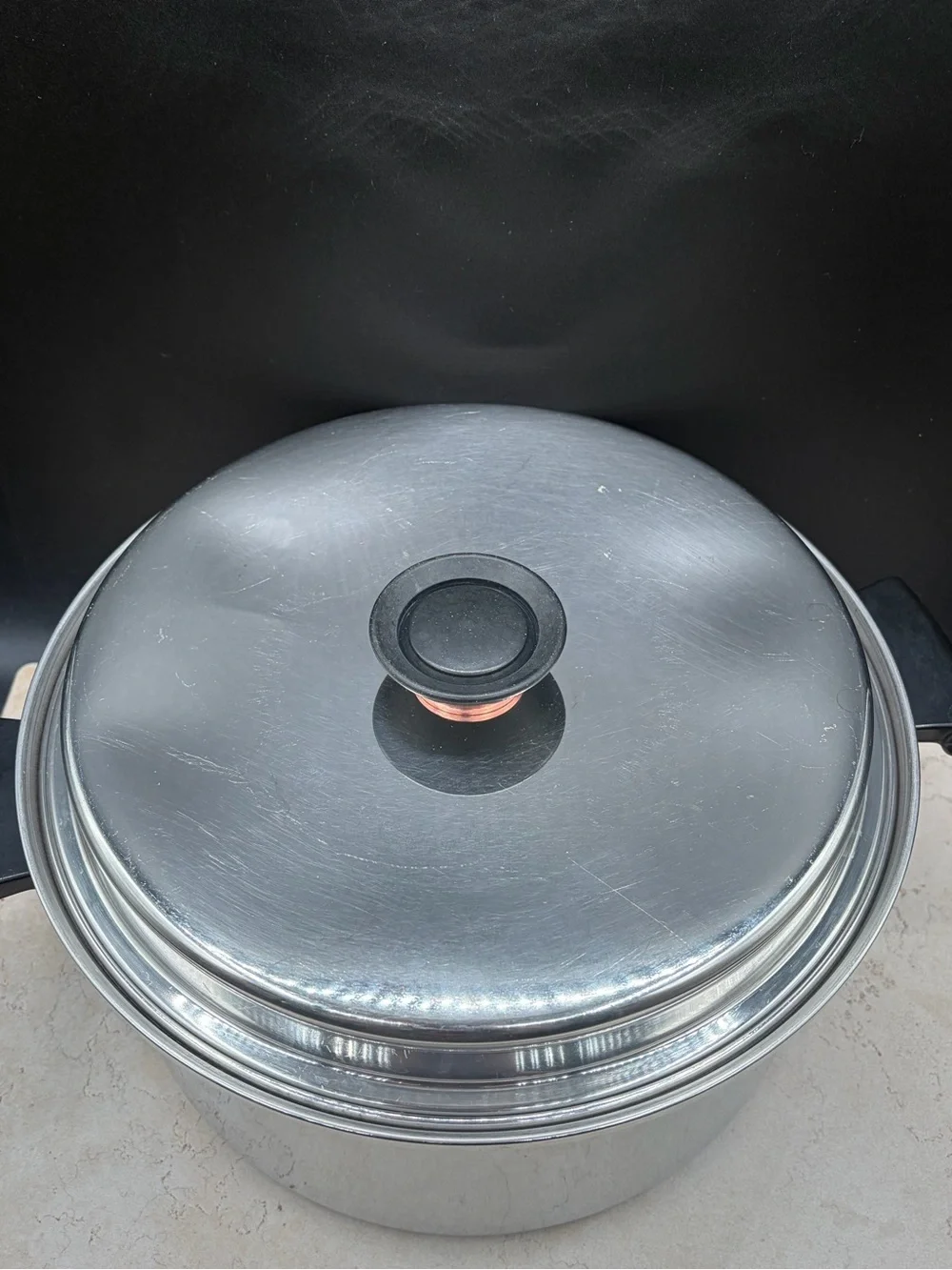 1956-1965 Regal Ware Duncan Hines 5 QT 18-8 Stainless 3-ply Dutch Oven Bakelite